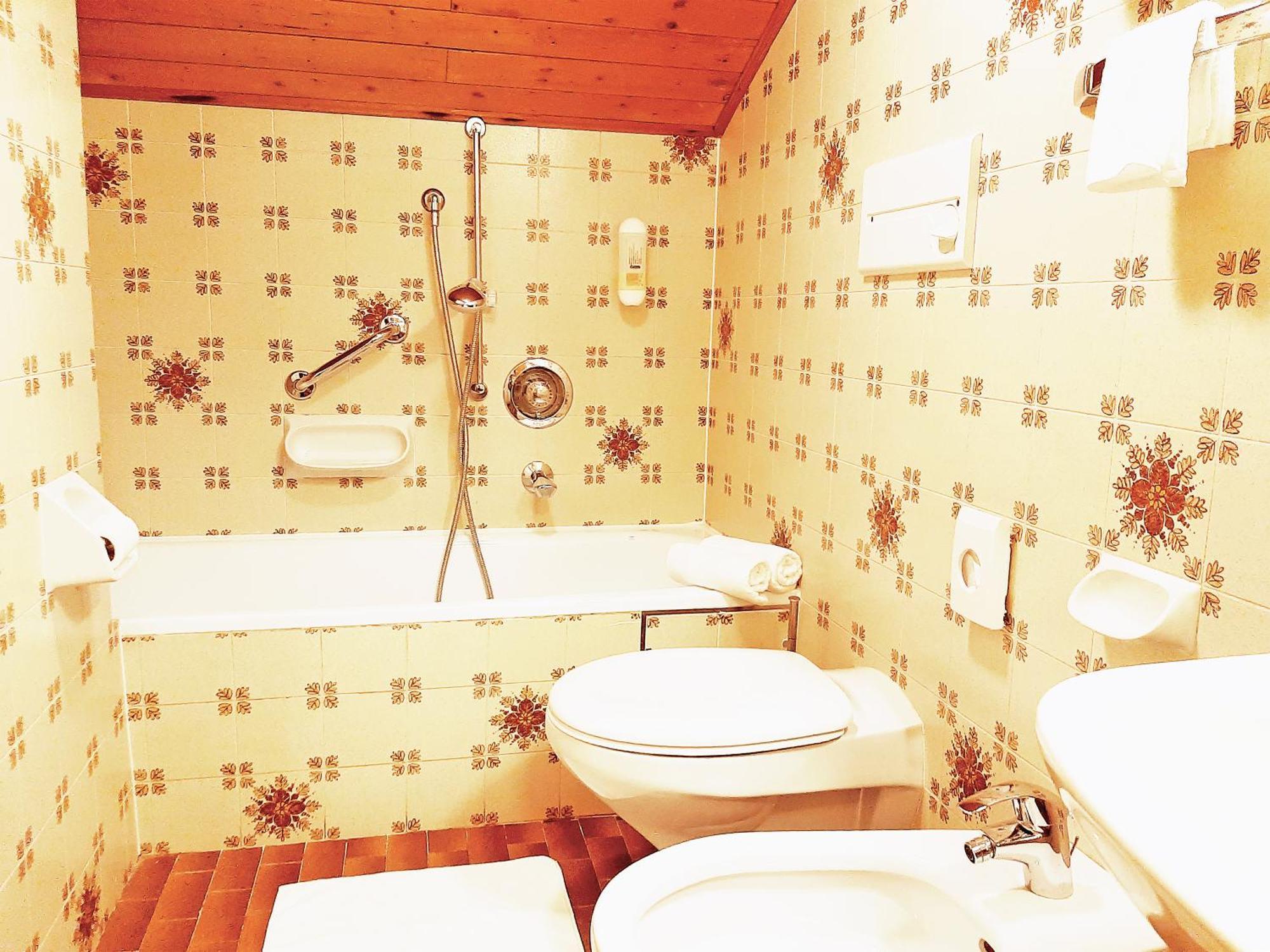 Pension Sankt Urban Merano Room photo